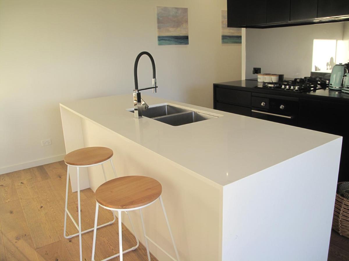 Modern 3 Bedroom Apt With Free Parking, Netflix, Wifi & Welcome Wine By Bnb Pro Melburne Exterior foto