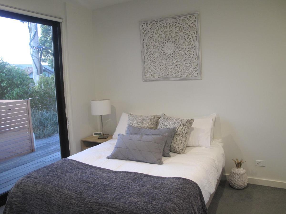 Modern 3 Bedroom Apt With Free Parking, Netflix, Wifi & Welcome Wine By Bnb Pro Melburne Exterior foto